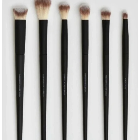 Lithe Everyday Brush Set - Picture 2 of 4
